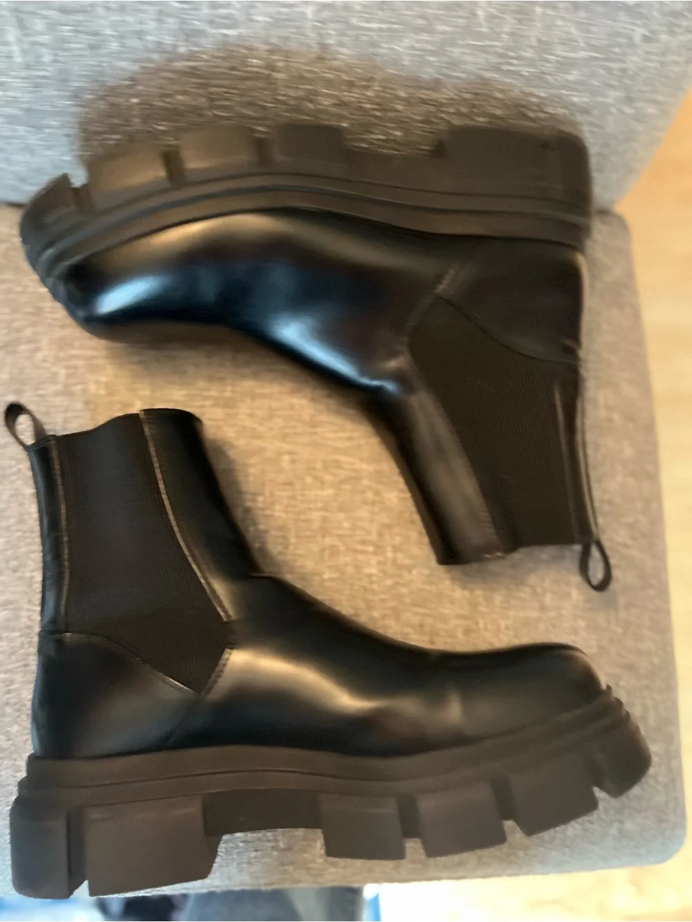 Zara Black Men Chunky Chelsea Ankle Boot